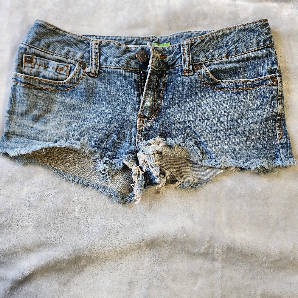 Jean Short Bundle - Picture 4 of 4